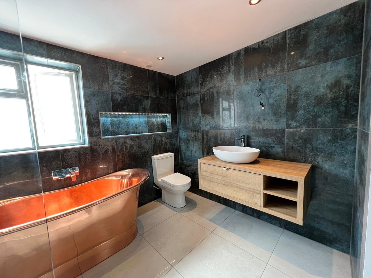Bathroom Fitter: Image 29